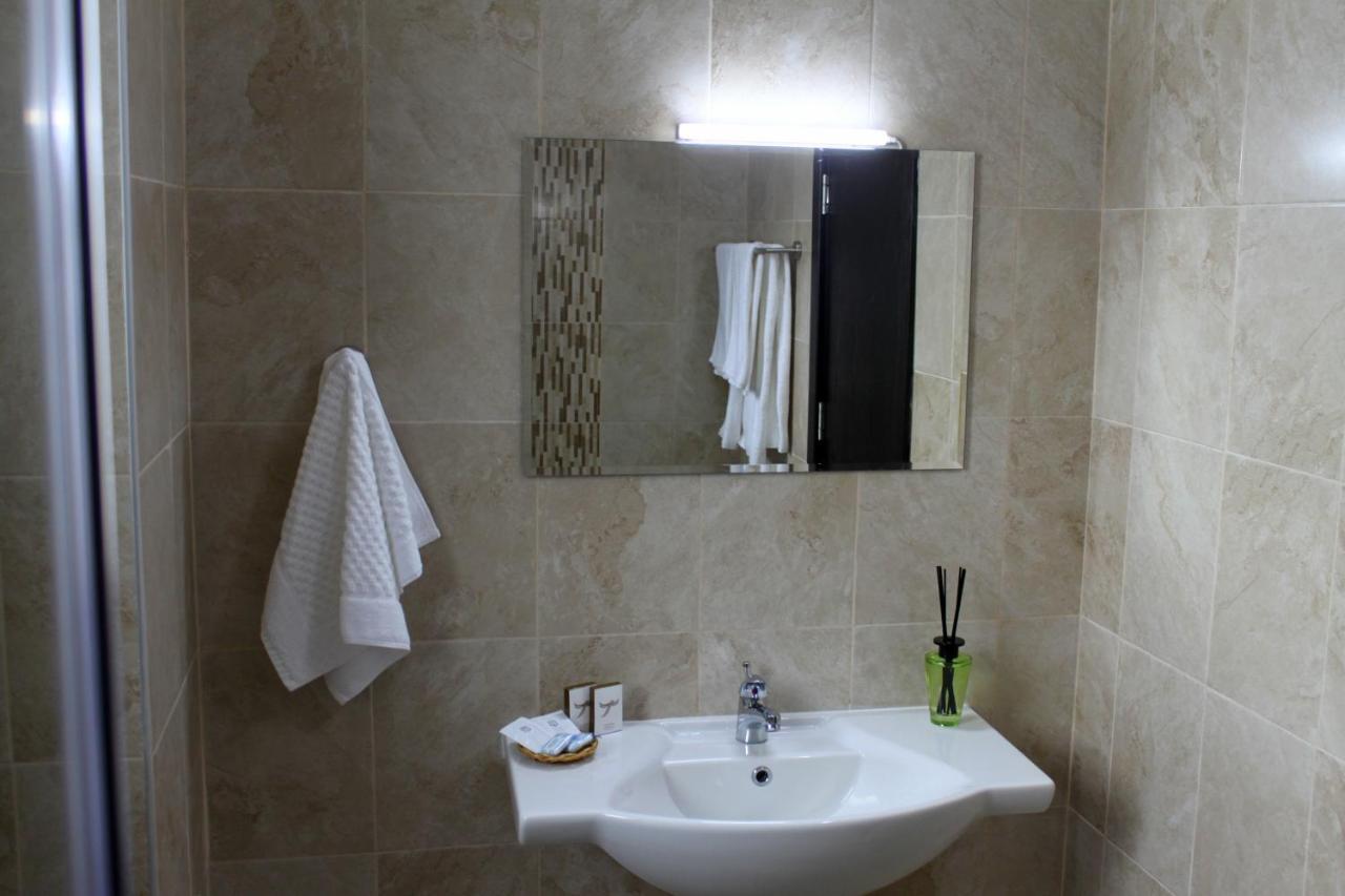 Sea & Hill Guest Houses Хотелски Тип Lozenets Buitenkant foto
