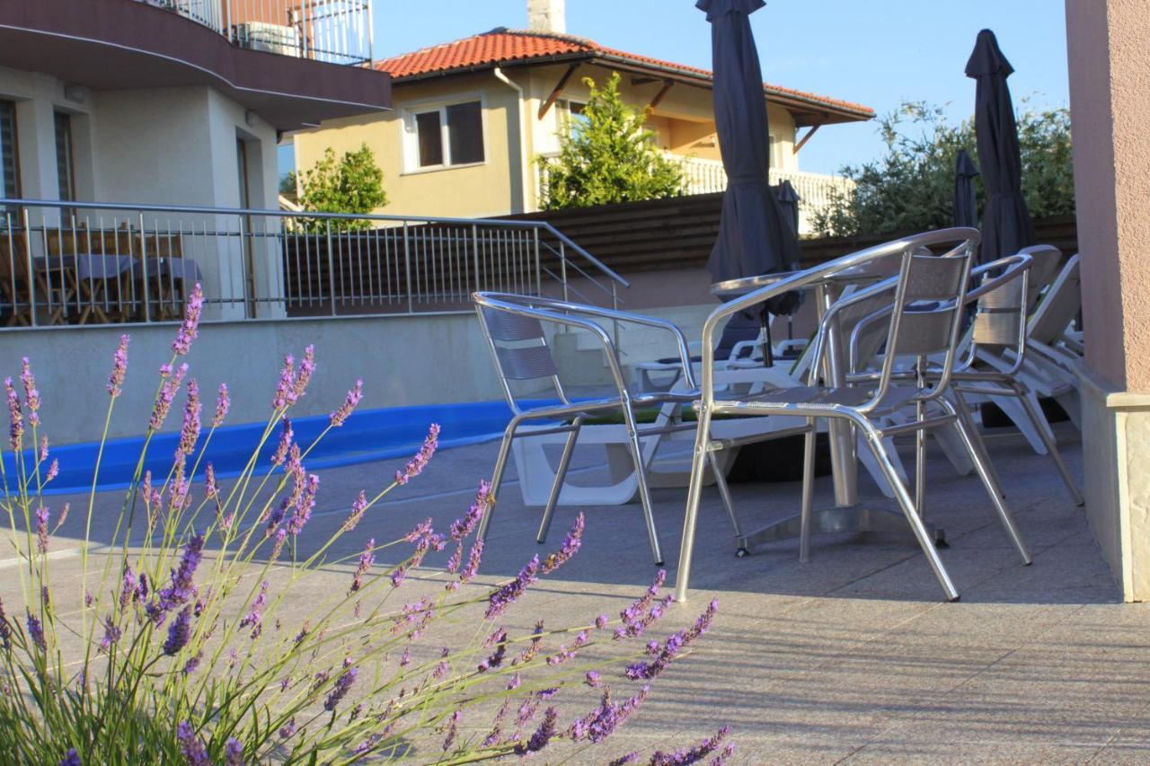 Sea & Hill Guest Houses Хотелски Тип Lozenets Buitenkant foto